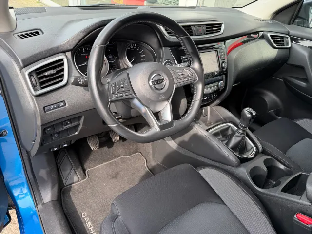 Nissan QASHQAI 1.3 DIG-T 140pk N-Connecta | Panoramadak | Navigatie | 360-camera | Apple CarPlay | Android Auto | Keyless