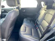 Kia e-Niro ExecutiveLine 64 kWh | Climate control | Leder | Stoel + stuurverwarming en ventilatie | Schuif/kanteldak | Navigatie | 17 inch LM-velgen | Keyless | SOH 97% |