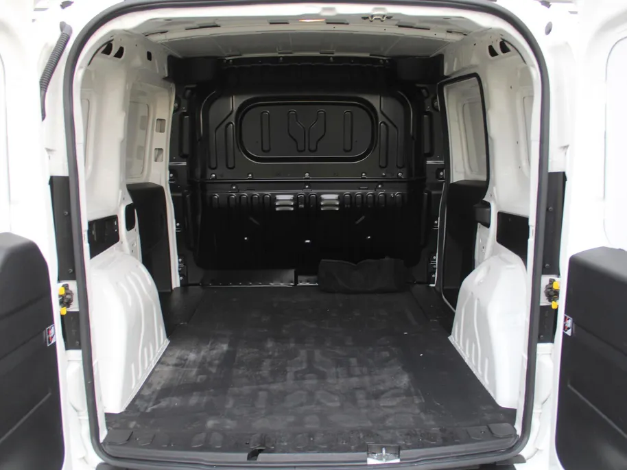 Fiat Doblò Cargo 1.6 MJ L1H1 S Trekking | Navi | Cruise | Airco | Parkeersensoren achter | Apple Carplay/Android Auto |