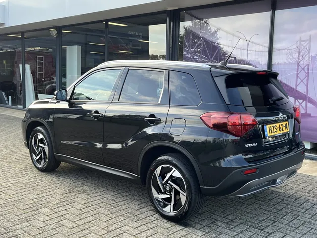 Suzuki Vitara 1.4 B.jet Smart Hybrid Style | Parkeersensoren | Stoelverwarming