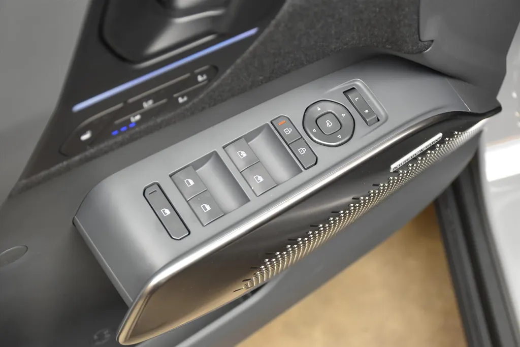Kia EV2 61 kWh 135pk (5-zits) Black-Line