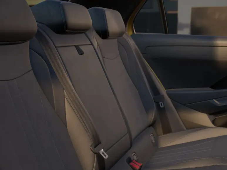 Volkswagen T-Roc R-Line Edition 1.5 Hybrid 170 PK 7 versn. DSG · Black Style Pakket · Panoramaschuif-kanteldak · Trekhaak · Prijs is inclusief inruilpremie ·