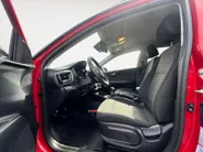 Kia Stonic 1.0 T-GDi MHEV DynamicPlusLine 100 PK | Dealer onderhouden | Trekhaak | All seasonbanden | Fabrieksgarantie t/m 4-4-2030 + 3x 1 jaar* | NAP