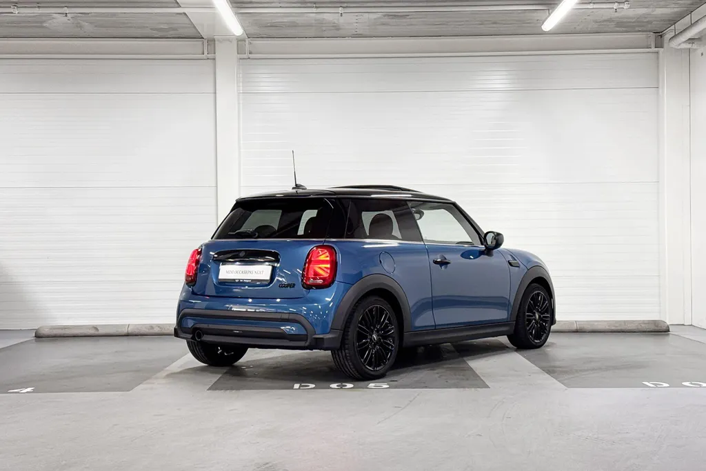 MINI Cooper 3-deurs Cooper Business Edition
