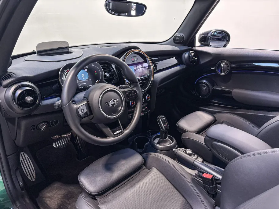 MINI Cooper Cabrio 1.5 Cooper Seaside Edition