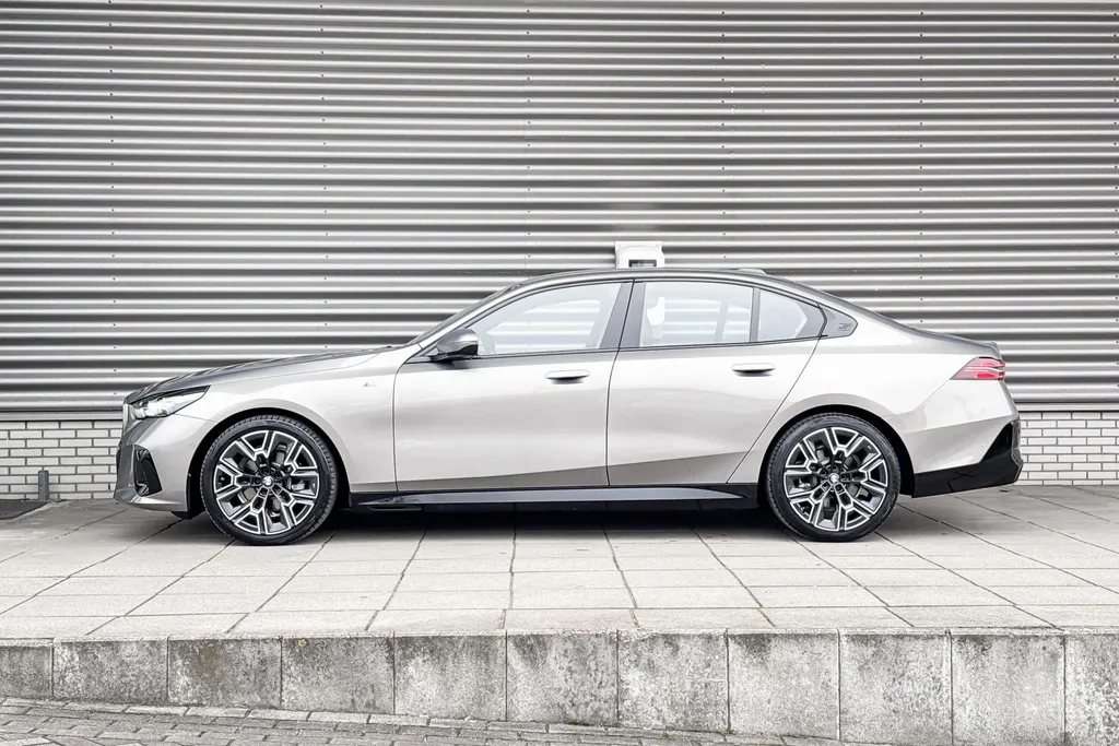 BMW 5 Serie Sedan 520i