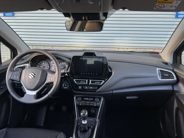 Suzuki S-Cross 1.4 Boosterjet Style Smart Hybrid | Direct uit voorraad leverbaar | 360° Camera | Climate Control | 17'LM