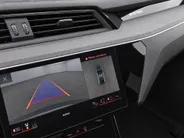 Audi Q8 Sportback e-tron 55 quattro S Line 115 kWh 300kW/408PK · Panoramadak · Luchtvering · 360°Camera · Drive select