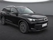 Volkswagen Tiguan 1.5TSI/150PK DSG Life Edition · Trekhaak · Navigatie · Apple/Android Car Play · Stoelverwarming · Garantie t/m 19-01-2028