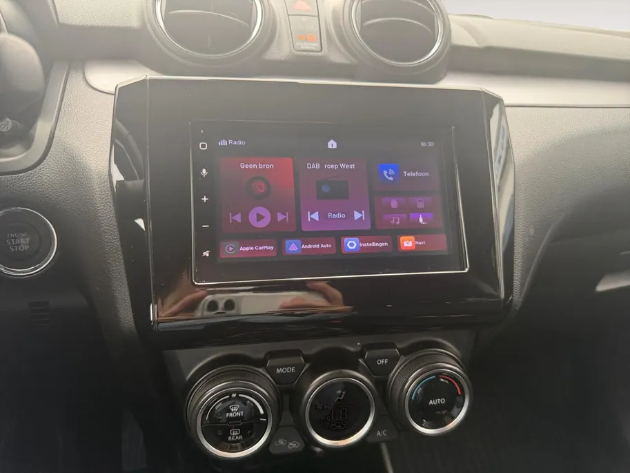Suzuki Swift 1.2 Style Smart Hybrid | Adapt Cruise Control / Climate Control | Stoelverwarming | Camera | Navigatie |