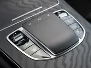 Mercedes-Benz GLC 300e 4MATIC Business Solution AMG l Trekhaak l Stoelverwarming l Achteruitrij camera