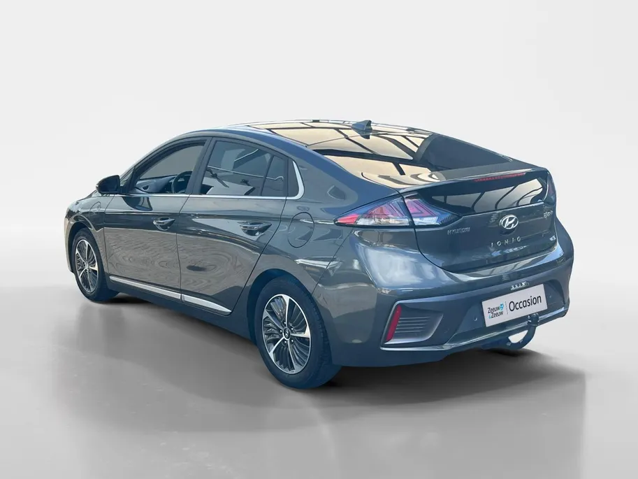 Hyundai IONIQ 1.6 GDi PHEV Premium | 52km elektrisch WLTP | Navigatie | Trekhaak | Climate Control | Apple Carplay & Android Auto | Parkeersensoren rondom | Stoel- en stuurverwarming |