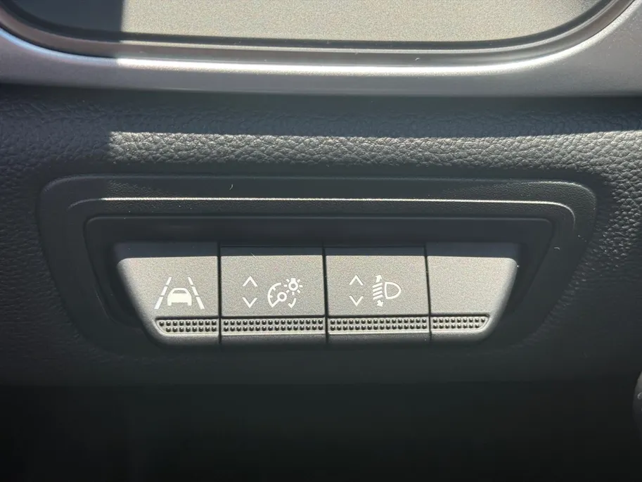 Renault Captur 1.3 TCe 140 Intens *Navi+Camera360*Climate*Trekhaak