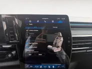 Renault Austral 1.2 E-Tech full hybrid 200 esprit Alpine | Automaat | Automatische Achterklep | Cruise & Climate Control | Stoel & Stuurverwarming | Apple Carplay & Android Auto | Camera | 12 Maanden BOVAG Garantie