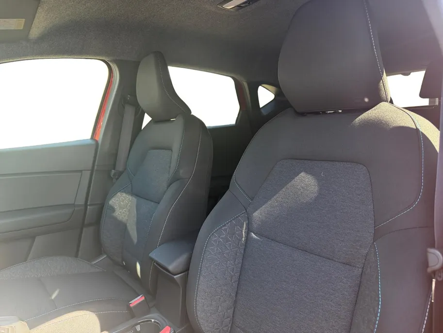 Mitsubishi ASX 1.8 HEV Black Edition Two Tone | 3850 Euro registratie korting| De nieuwe Black Edition | Direct leverbaar | Stoel verwarming | Zwarte velgen | Achteruitrijcamera |