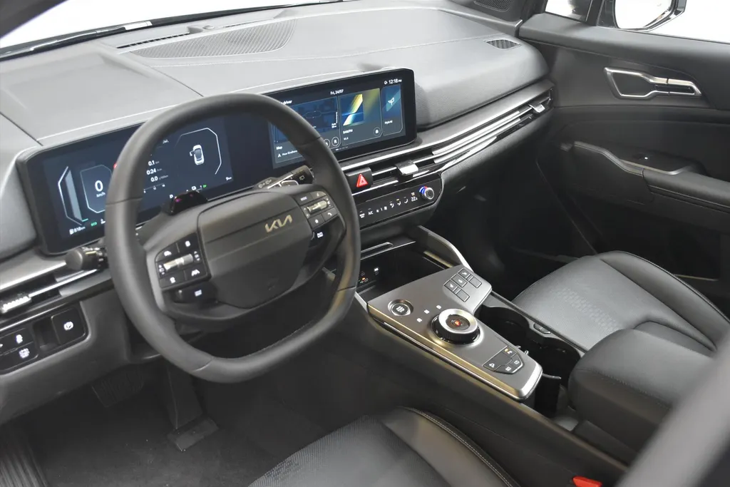 Kia Sportage 1.6 T-GDi 239pk Hybrid AT6 Black Edition DIRECT LEVERBAAR