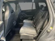 Volkswagen Tayron 1.5 272pk DSG eHybrid R-Line Edition · Panoramadak · 360 Camera · Wegklapbare Trekhaak · Alarm · 20'' Inch · 17-12-2029 of 100.000km