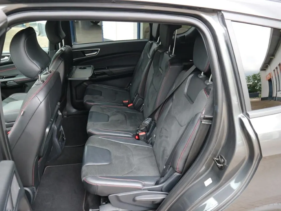 Ford S-Max ST-Line 2.5i Hybrid 190pk 7 Persoons | Elektrisch Verwarmde & Verstelbare Stoelen met Memory Functie | Camera |
