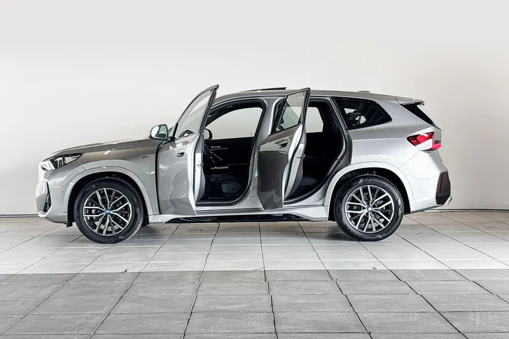 BMW iX1 eDrive20 Innovation Pack M Sportpakket