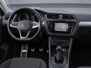 Volkswagen Tiguan 1.5TSI/150PK Life Business Trekhaak · Camera + parkeersensoren · Navigatie