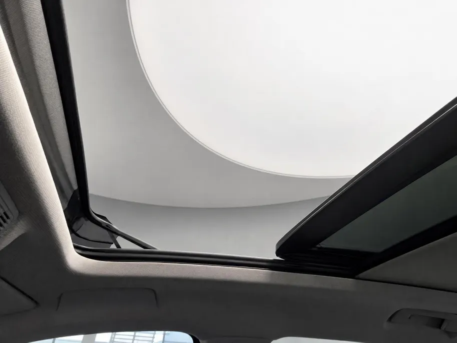 Škoda Kodiaq 1.5 TSI 150pk DSG MHEV Business Edition 7p. · 7 Persoons · Camera · Panoramadak · Wegklapbare Trekhaak · 19'' Inch · Garantie t/m 29-06-2030 of 100.000km