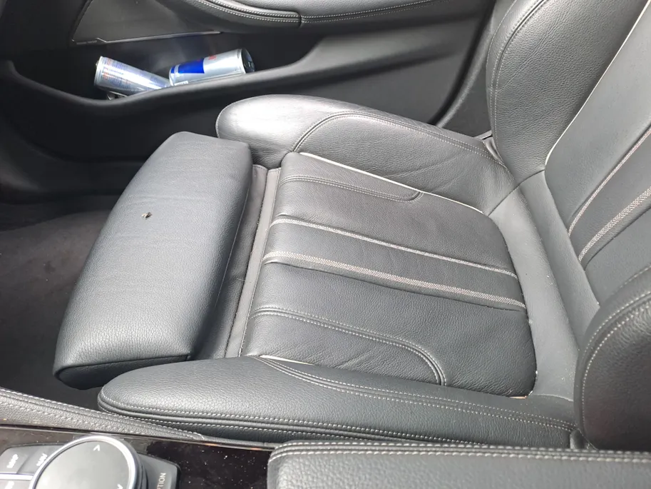 BMW 5 Serie Touring 530e xDrive M SPORT | Pano | Harman Kardon | 360 Camera | Head up | Elektrisch Wegklapbare Trekhaak | Voorstoelen verwarmd | Navigatie | Apple Carplay/Android Auto | Leer