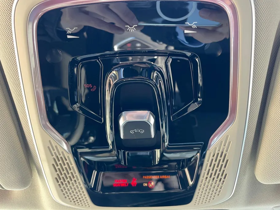 Lynk & Co 01 1.5 *Automaat*Navi+360Camera*Schuif/Kanteldak*Infinity Soundsystem*20'LM.Velgen*Stoelverwarming*Adapt. Cruise Control*VOL OPTIES! NIEUW!