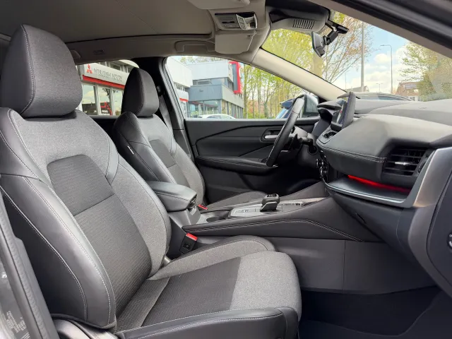 Nissan QASHQAI 1.3 Mild-Hybrid 158pk Xtronic N-Connecta | Panoramadak | Head-Up | Cold Pack | App Connect | Keyless
