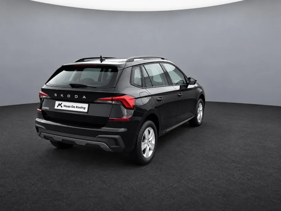 Škoda Kamiq Selection 1.0 TSI 85 kW / 115 PK SUV 6 versn. Hand | Privatelease €369,- | €1000,- INRUILPREMIE | UIT VOORRAAD LEVERBAAR!!
