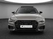 Audi A6 Avant 40 TFSI 204pk S edition Competition · Panoramadak · Apple/Android Car Play · Camera · Elek. stoelverstelling met memory · 19'' Velgen ·  Garantie t/m 15-07-2028 of 100.000km