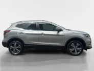Nissan QASHQAI 1.2 N-Connecta | Navi | Climate | Cruise | Panodak | Trekhaak |
