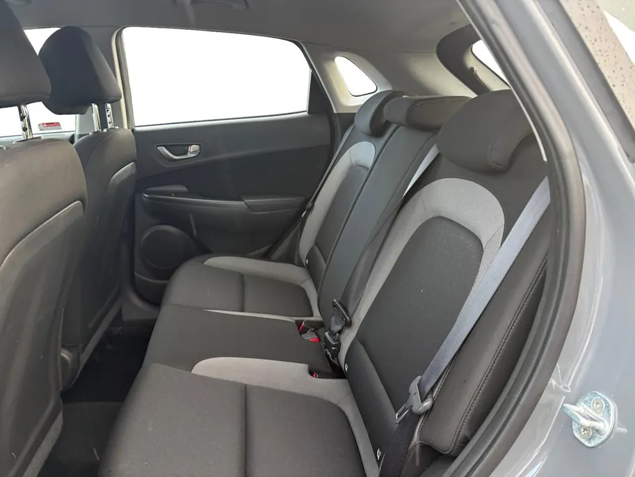 Hyundai Kona 1.0T Premium |voorstoelen/Stuurwiel verwarmd|Allweatherbanden| Apple Carplay/Android Auto| 12maanden Bovag garantie|