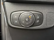 Ford Focus 1.0 EcoBoost Hybrid ST Line Style | Dealer onderhouden | NL auto | Winter pack | Cruise control | Parkeersensoren voor en achter | Achteruitrijcamera | Draadloos opladen mobiel | Apple carplay & Android auto | Keyless entry | Privacy glas | Bovag garantie