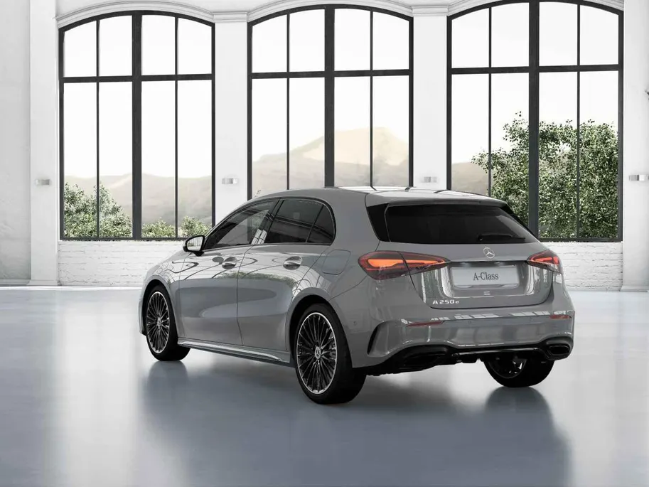 Mercedes-Benz A-Klasse 250 e Business Solution AMG