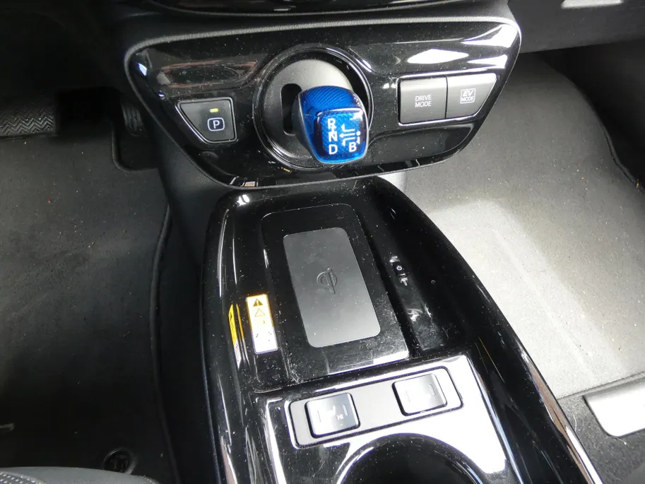 Toyota Prius 1.8 Full Hybrid 122PK Aut Executive / Trekhaak