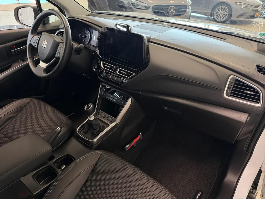 Suzuki S-Cross 1.4 BOOSTERJET | SMART HYBRID | STYLE | NAVI | NL-AUTO |
