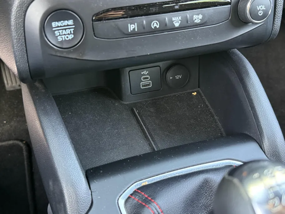 Ford Focus Wagon 1.0 EcoBoost Hybrid ST Line
