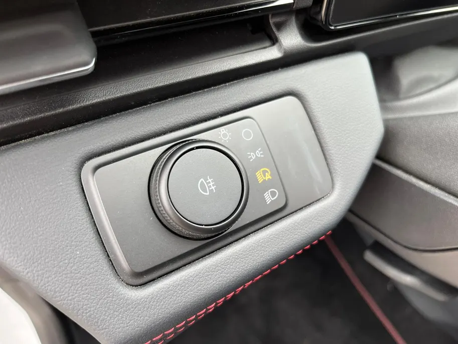 Ford Puma St-line |elektrisch glazen panorama-dak| Elek achterklep| full-LED koplampen| dodehoek detectie| 12 maanden Bovag garantie|