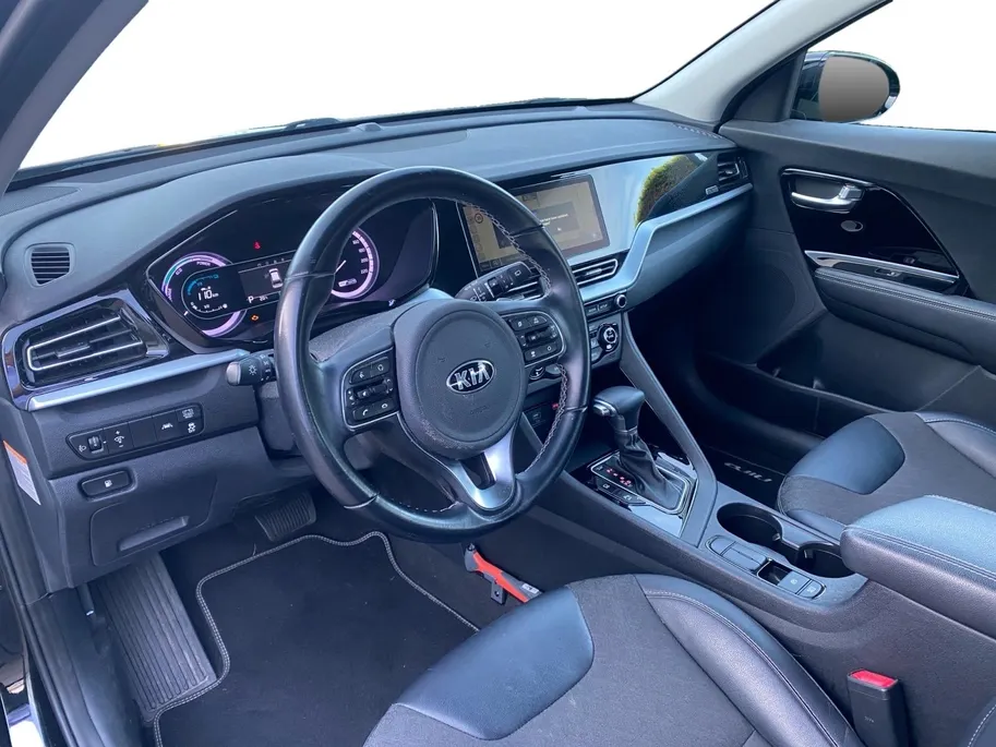 Kia Niro 1.6 GDi Hybrid DynamicLine | Climate control | Cruise control | Navigatie | Trekhaak | Parkeercamera |