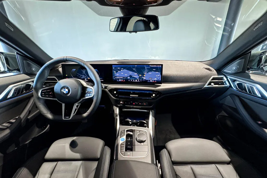 BMW i4 eDrive40 84 kWh