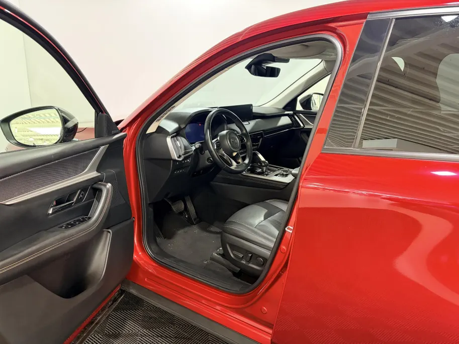 Mazda CX-60 325PK e-SkyActiv PHEV Takumi Automaat | Trekhaak | Digital Cockpit | 360 Camera | Head-Up Display | Schuif/Kantel Dak | Stoel & Stuurwiel Verwarming | Apple Carplay/Android Auto | Adaptieve Cruise Control | Dode Hoek Detectie | Elektrische Achterklep |