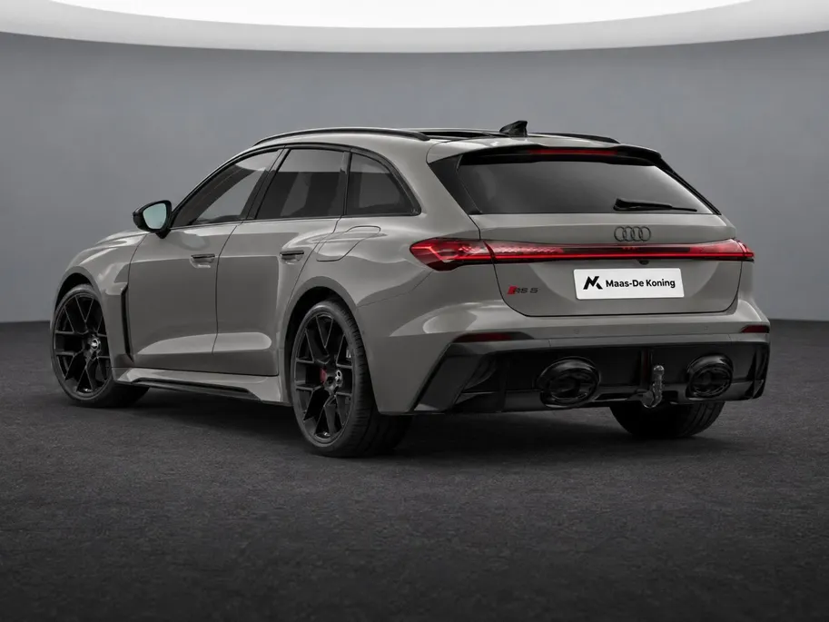 Audi RS5 e-hybrid quattro 639 PK · Audi Sportpakket · Optiekpakket Carbon · Glazen panoramadak · Head-up display · Trekhaak elek. wegklapbaar