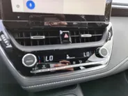 Toyota Corolla Hybrid 140 Active | ZEER COMPLEET! ZEER ZUINIG! NU incl. GRATIS Premiumpakket! INCL. 12 Maanden garantie! RIJKLAARPRIJS!!