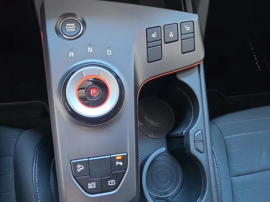 Kia Sportage 1.6 T-GDi Hybrid DynamicPlusLine | Stoel + Stuur verwarming | Navigatie | Climate control | Schuif/kantel dak | Elektrische achter klep