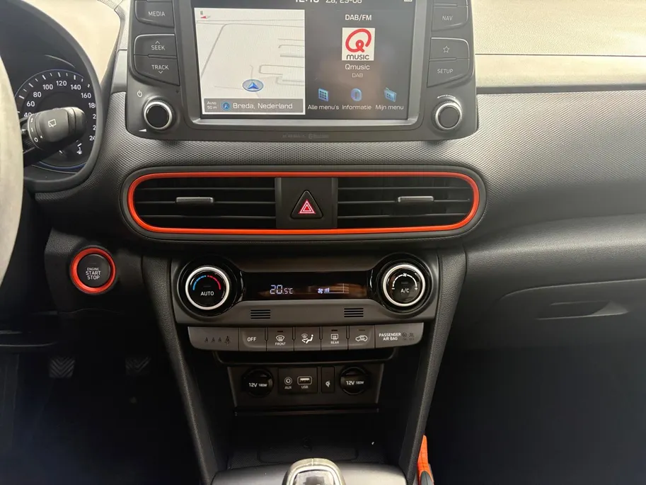 Hyundai Kona 1.0T Premium | Elek. stoelverstelling | Stoelverwarming | Navi | Leder