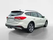 Ford Focus Wagon 1.5 EcoBoost Active Business 150PK Automaat | 1500kg Trekgewicht | Trekhaak | Climate Control | Navigatie | Parkeersensoren | Cruise Control | Keyless Entry