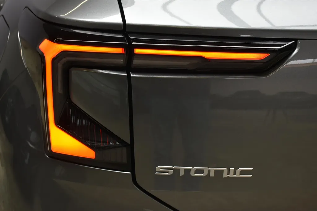 Kia Stonic 1.0 T-GDi MHEV 115pk DynamicPlusLine