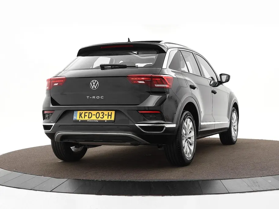 Volkswagen T-Roc 1.5 TSI 150pk DSG Sport · Panoramadak · Camera · Keyless · Apple/Android Car Play · Navigatie · Dodehoek Detectie · 17'' Inch ·