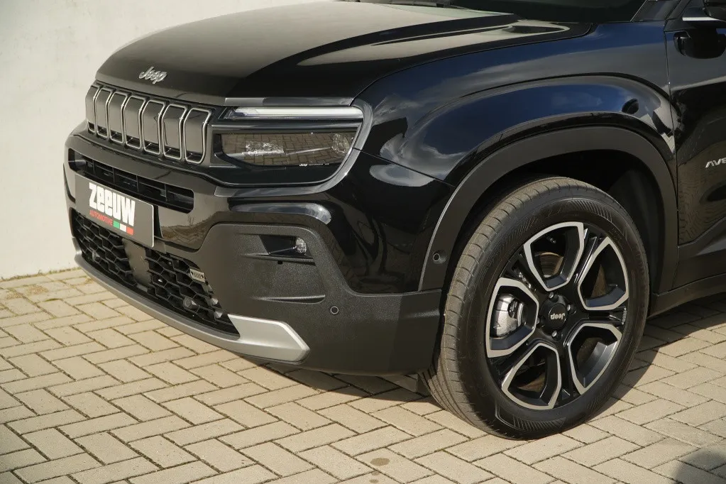 Jeep Avenger 1.2 e-Hybrid Summit | Navi | JBL | Camera | Winter | 18'