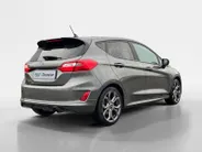 Ford Fiesta 1.0 EcoBoost ST-Line |Apple Carplay/Android Auto|lichtmetalen velgen 17'| Spoiler| Voorruitverwarming|12 maanden Bovag garantie|